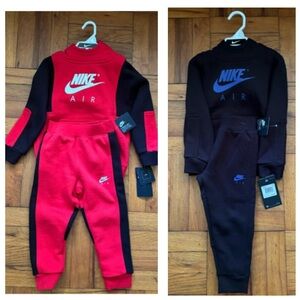 Nike “NWT” Toddler Fleece Jogger Set (BUNDLE)